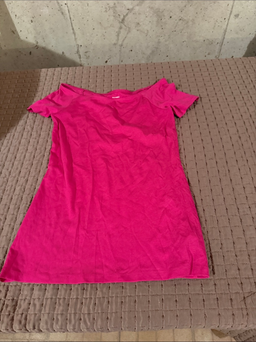 Women’s Fuchsia Scoop Neck Crop Top